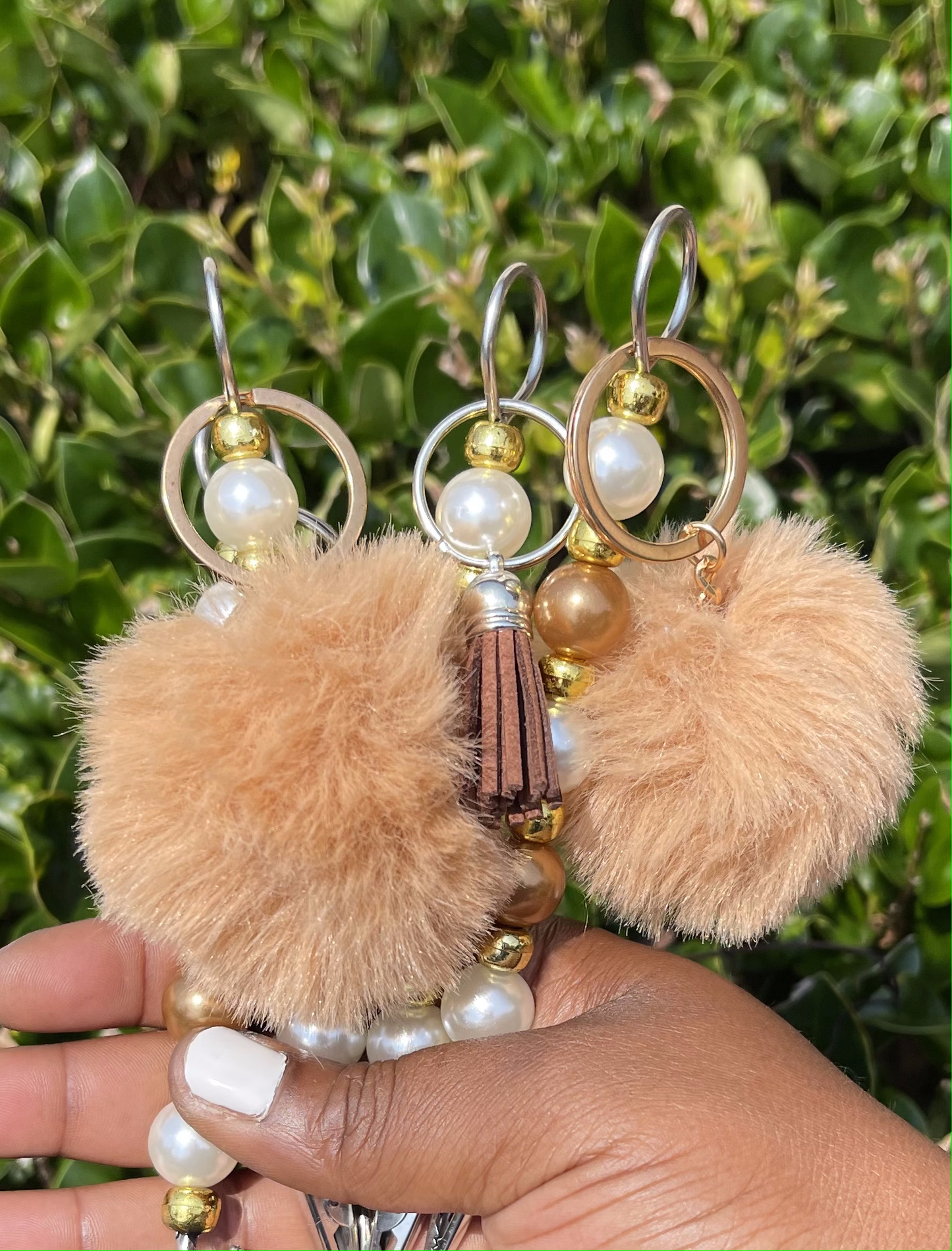 Brown Beauty Nail Grabbers